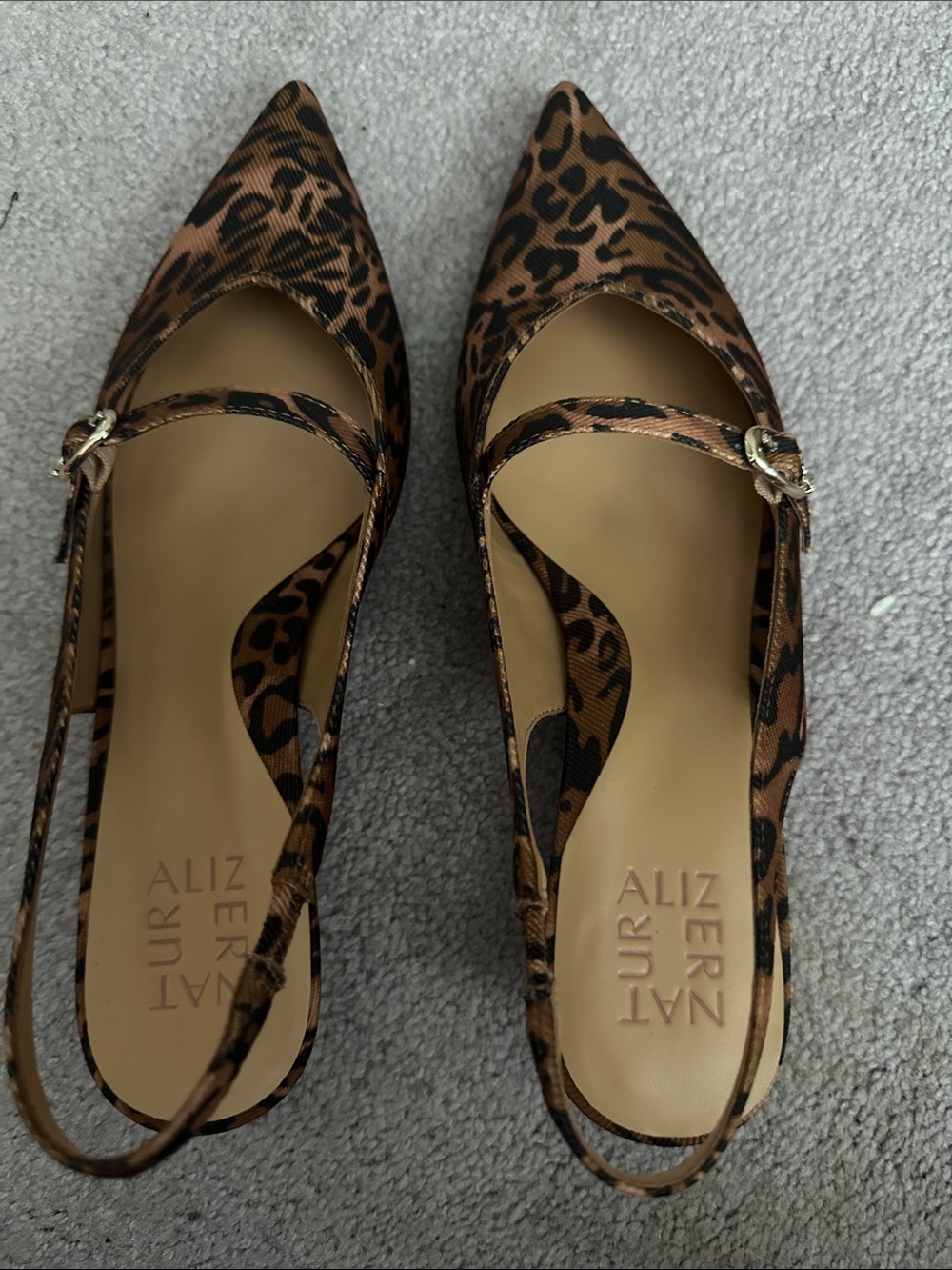 New naturalizer leopard print kitten heel sling backs size 8